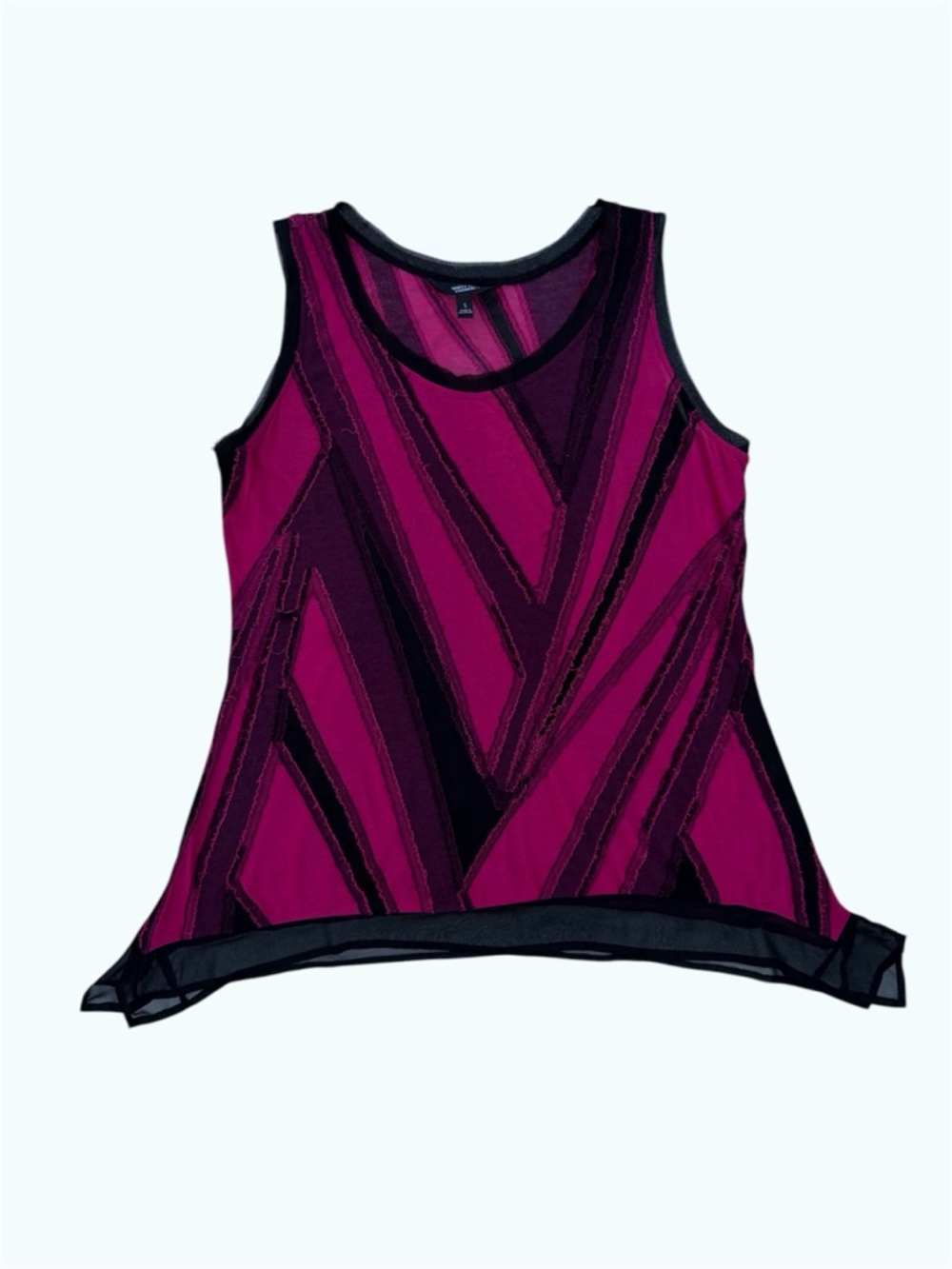 Simply Vera Pink and Black Abstract Jacquard Mesh Trim Handkerchief Hem Tank, S
